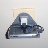 WALL OUTLET CELLPHONE HOLDER (IPHONE & IPOD) - Thumbnail 3