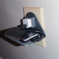WALL OUTLET CELLPHONE HOLDER (IPHONE & IPOD) - Thumbnail 4