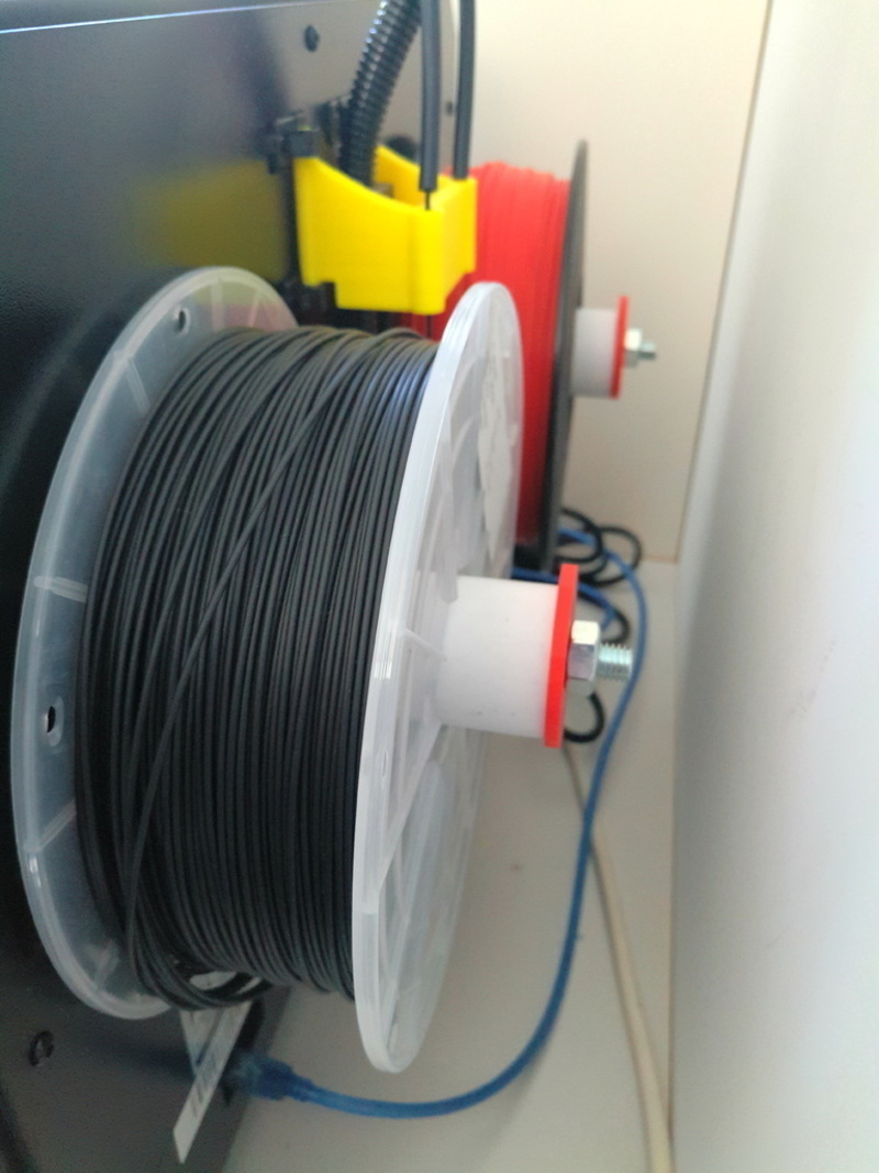 Ultra simple spool holder for FFCP (flashforge creator pro)