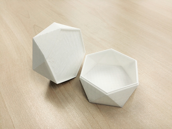 Low Poly Tray - Stackable