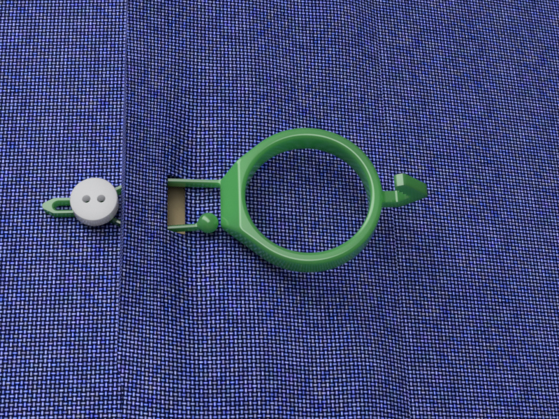 Assistant to Buckle Buttons and Zippers.