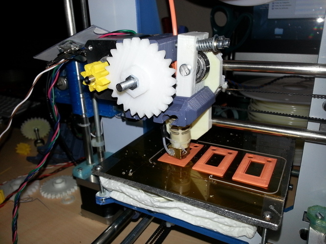 Another variation of the compact extruder for J-head 3D Print 99045