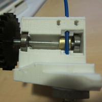 Compact extruder with symmetric mount and fan support - Thumbnail 6