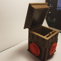 Small The Tudor Rose Box (with secret lock) 3D Printing 13069