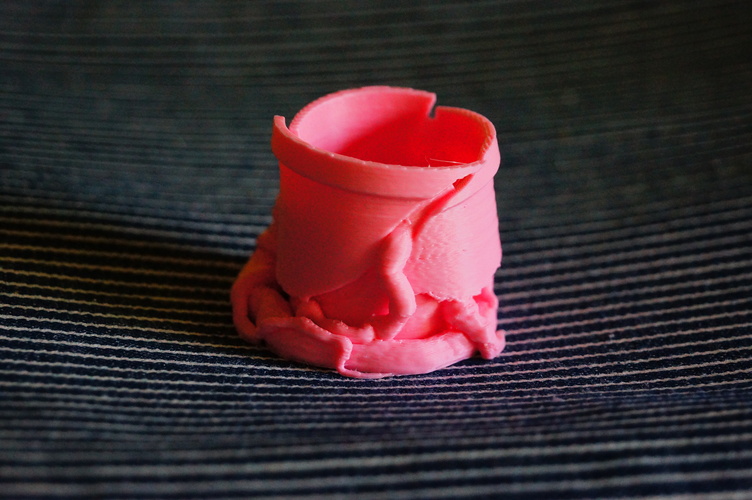 Cracked Flower Pot 3D Print 2572