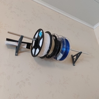 Small spool holder for 18mm shelf. 3D Printing 41567