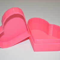 Small Heart-Shaped Box with Lid 3D Printing 5049