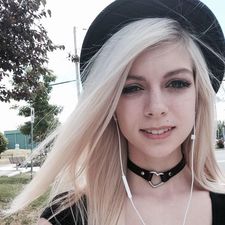 julie_boone's avatar