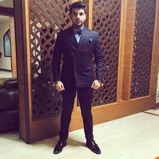 lakshay_khanna's avatar