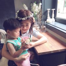 elayne_wong's avatar