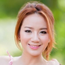 Phi Sua's avatar