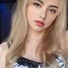 cutedoll's avatar