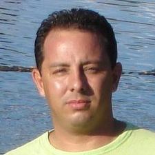 Roberto Varela's avatar