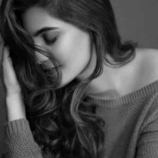 Ruhi Parveen's avatar