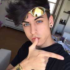 LeviLola